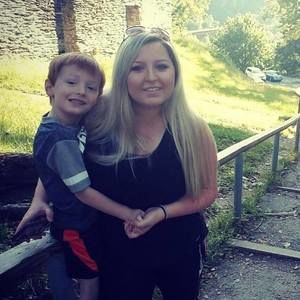 Meet your Posher, Kelly